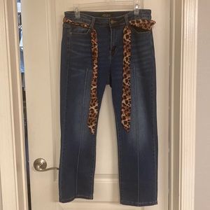Judy blue straight leg cropped jeans
